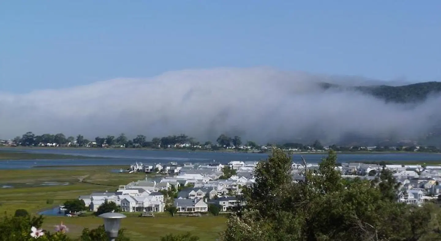 Candlewood Lodge LANDSCAPE