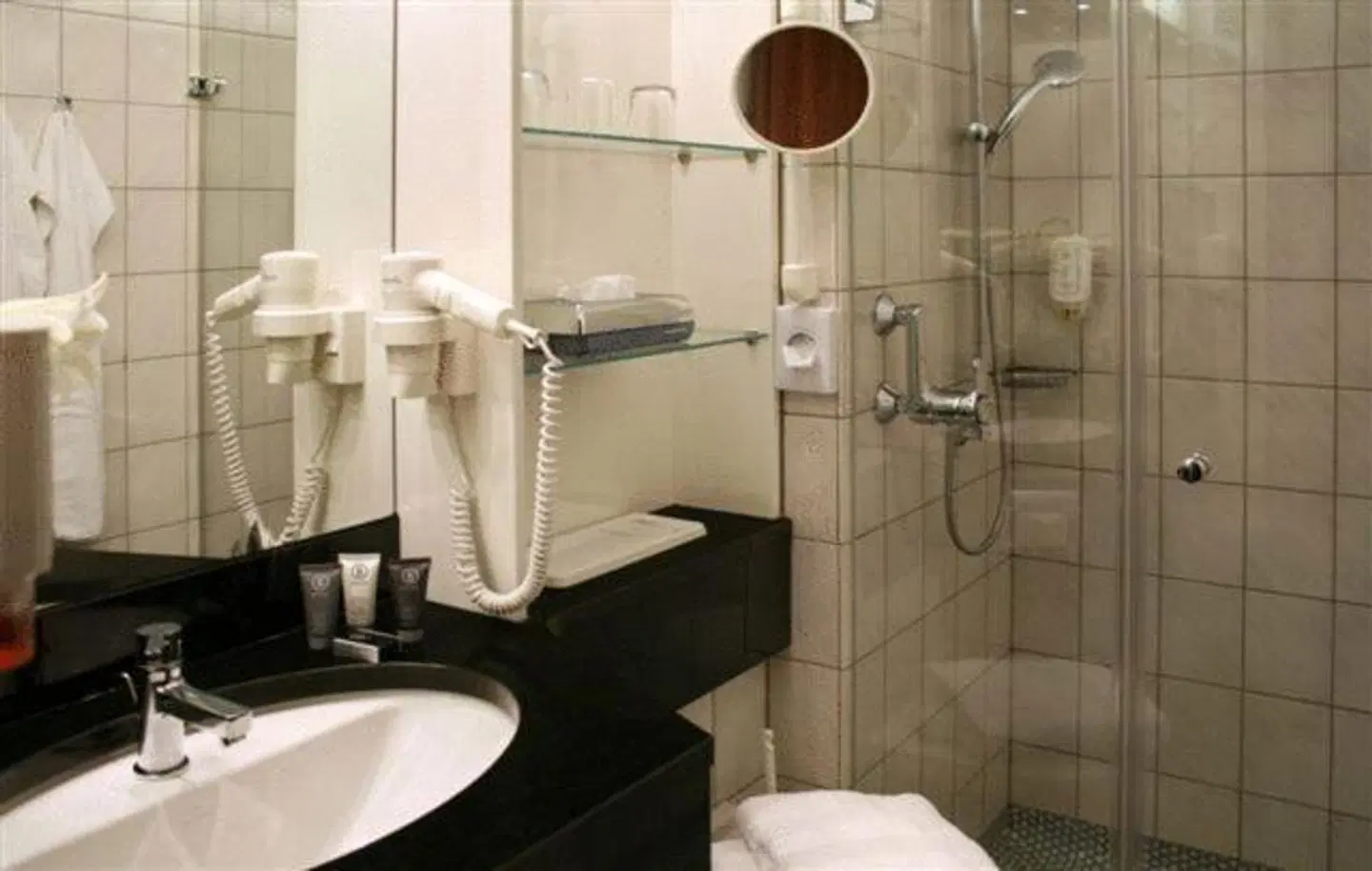 Inselhotel König Badezimmer