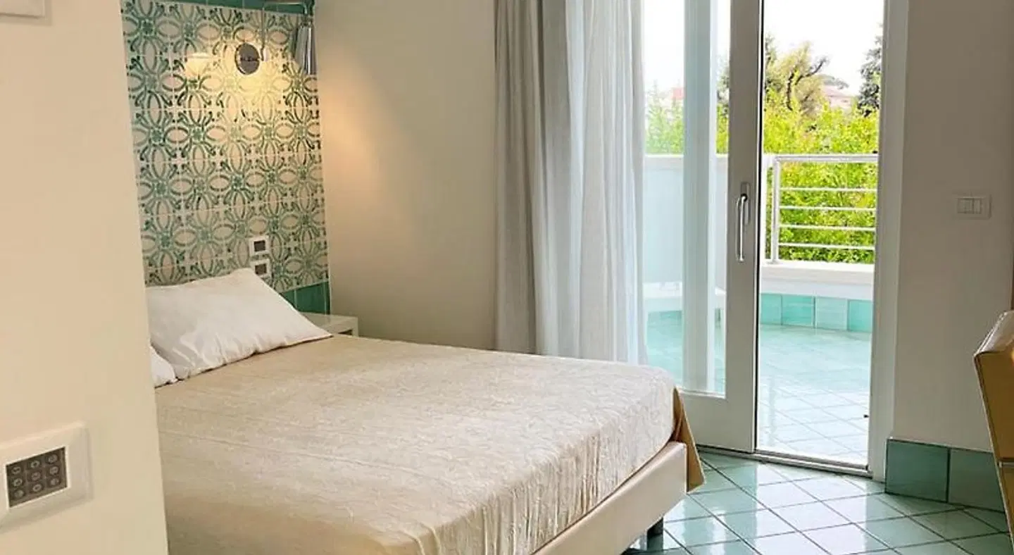 Ganimede ROOM_EXAMPLE