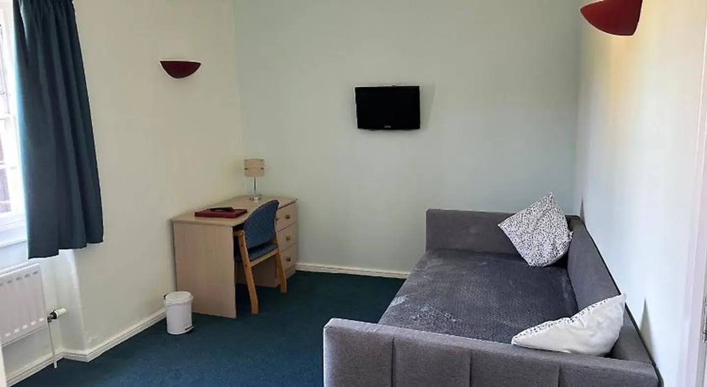 Hinsley Hall ROOM_EXAMPLE