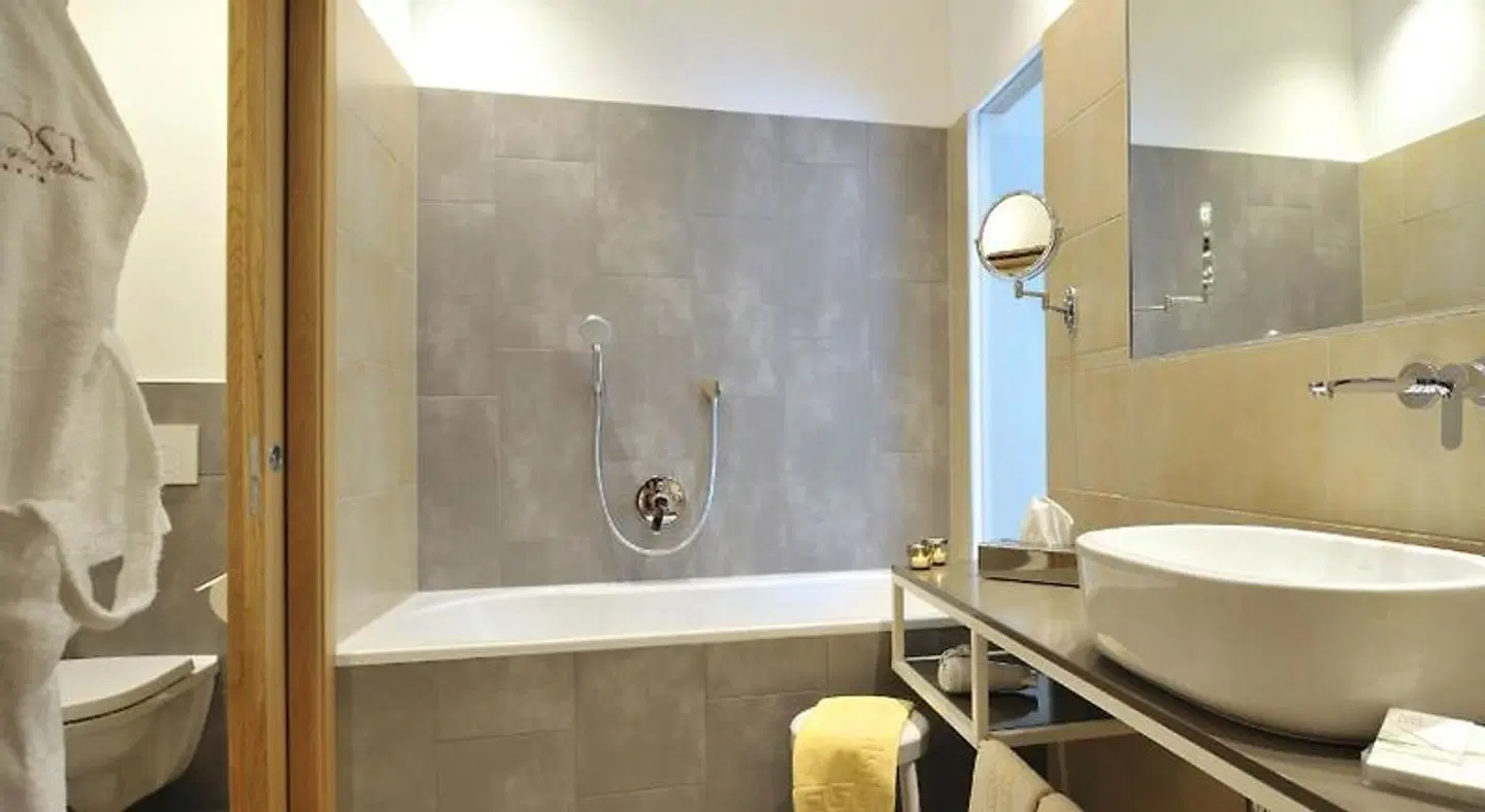Post Hotel - Tradition & Lifestyle Adults Only Badezimmer