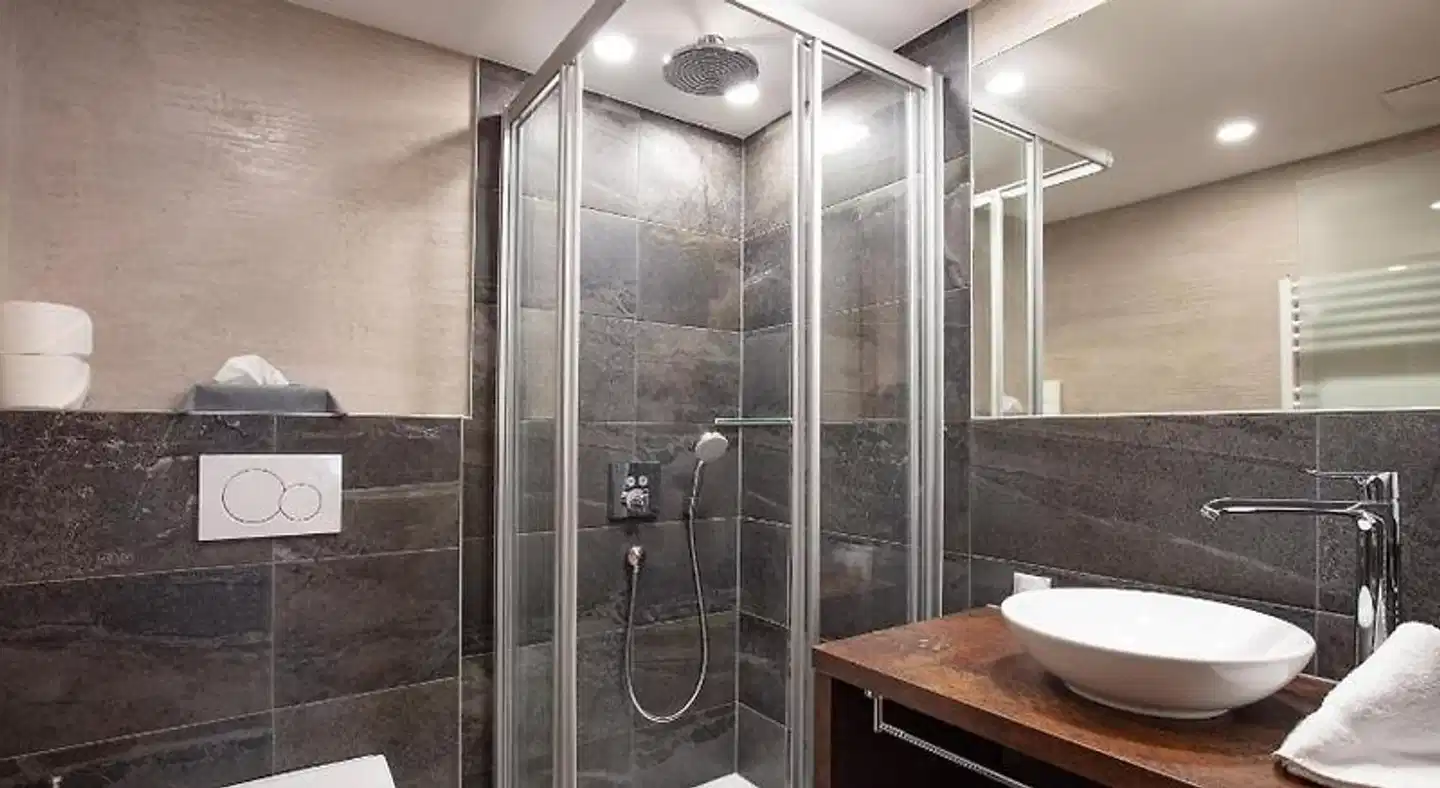 Hotel Alpenblick Badezimmer