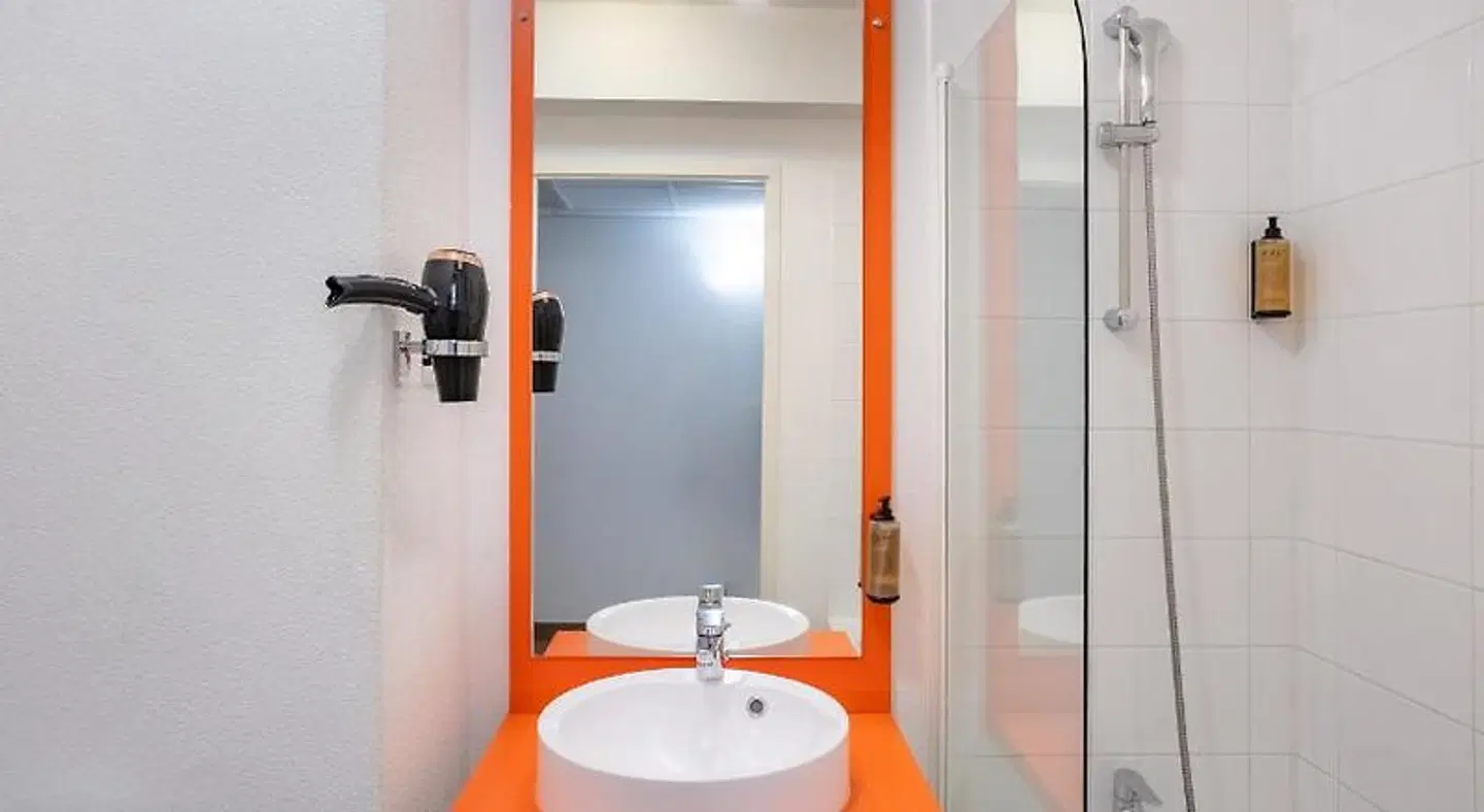 Alezan Hôtel & Résidence Badezimmer
