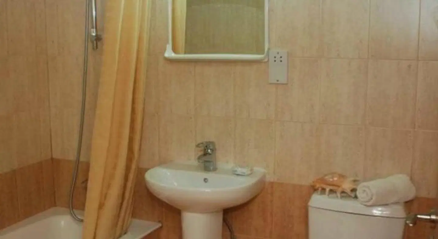 Sea N Lake View Hotel Apartments Badezimmer