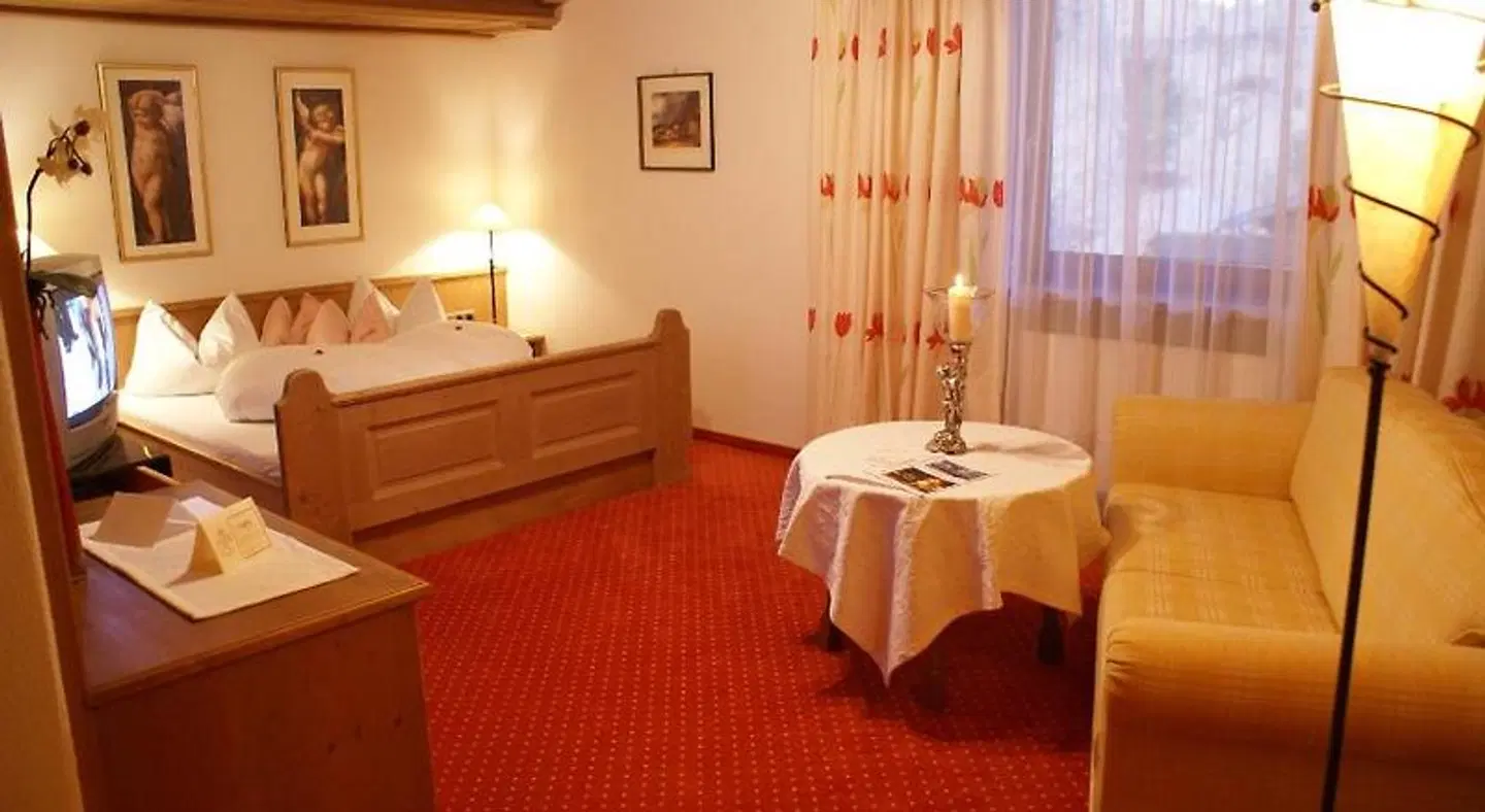Englhof ROOM_EXAMPLE