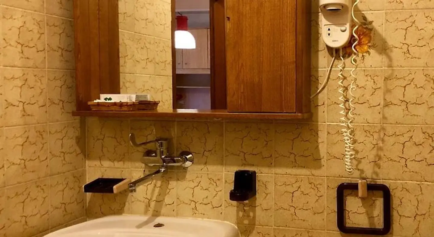 Hotel Garnì Villa Magnolia Badezimmer