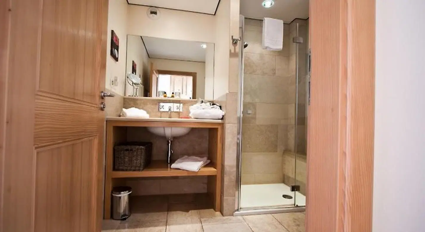 La Maison Du Tigre Appart'hotel Badezimmer