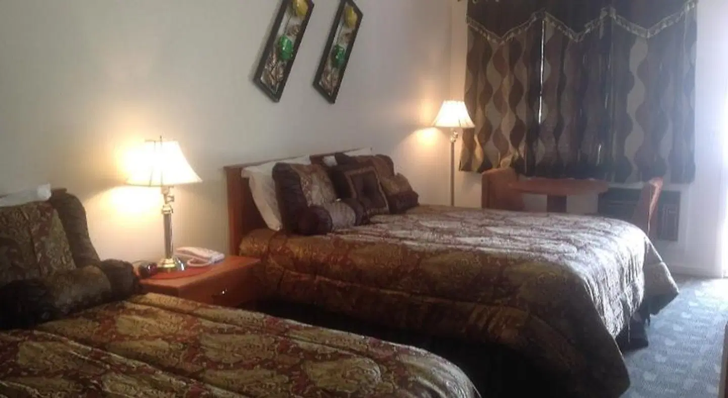 Motel West ROOM_EXAMPLE