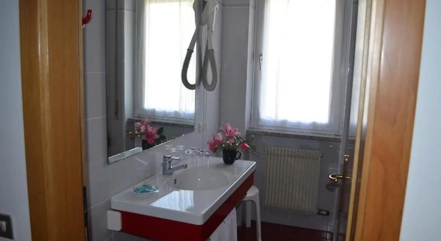 Albergo Garni Eden ROOM_EXAMPLE
