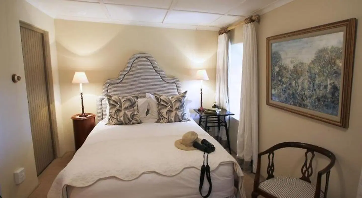 Fugitives' Drift Lodge ROOM_EXAMPLE