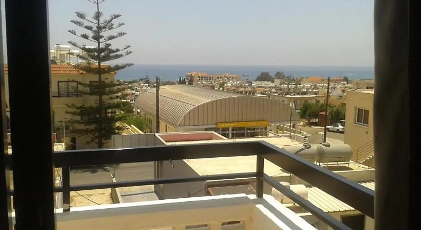 Agrino Hotel Apartments Terrasse