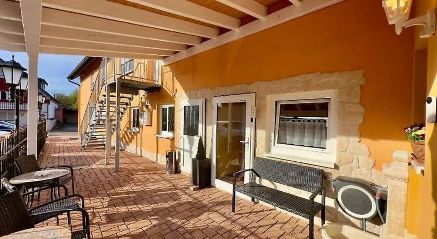 Europa Pension Rust Bar