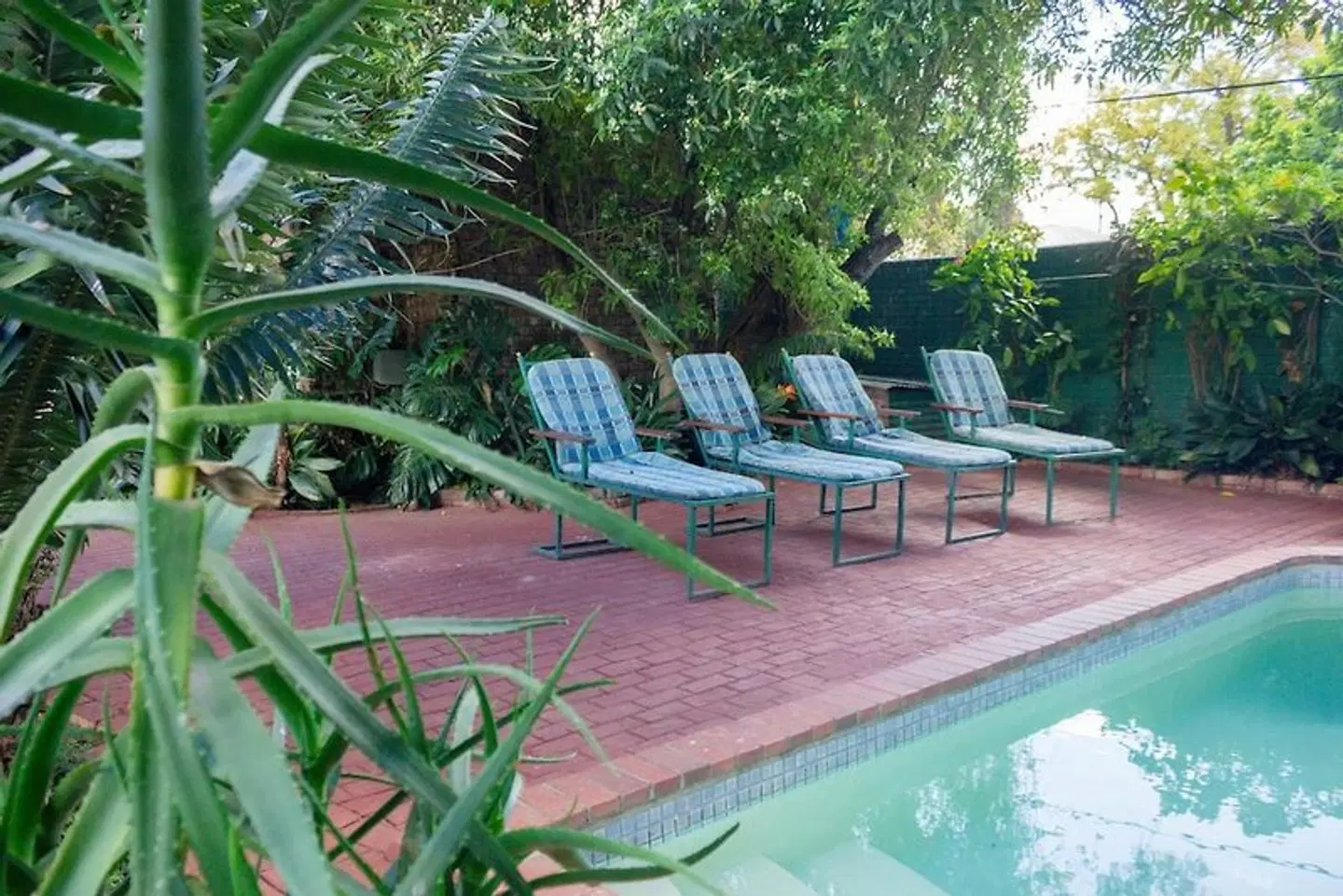 Adley House OUTDOOR_POOL