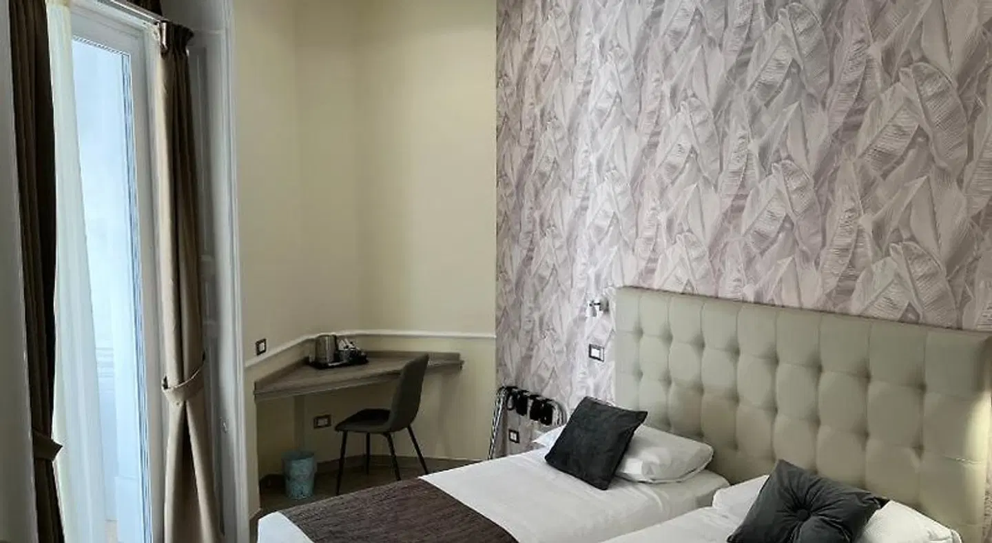 Le Petit ROOM_EXAMPLE