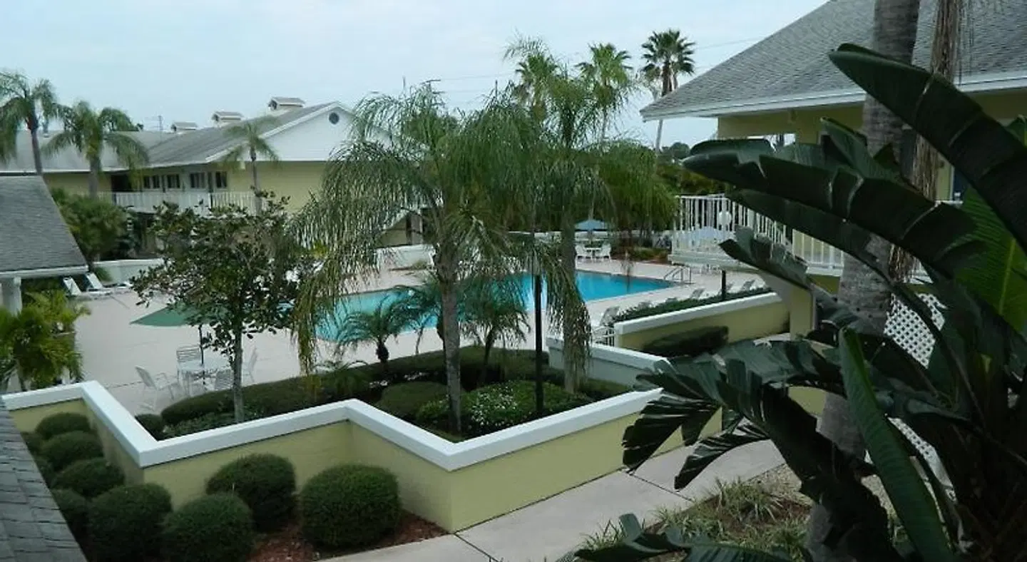 Best Western Port St. Lucie EXTERIOR