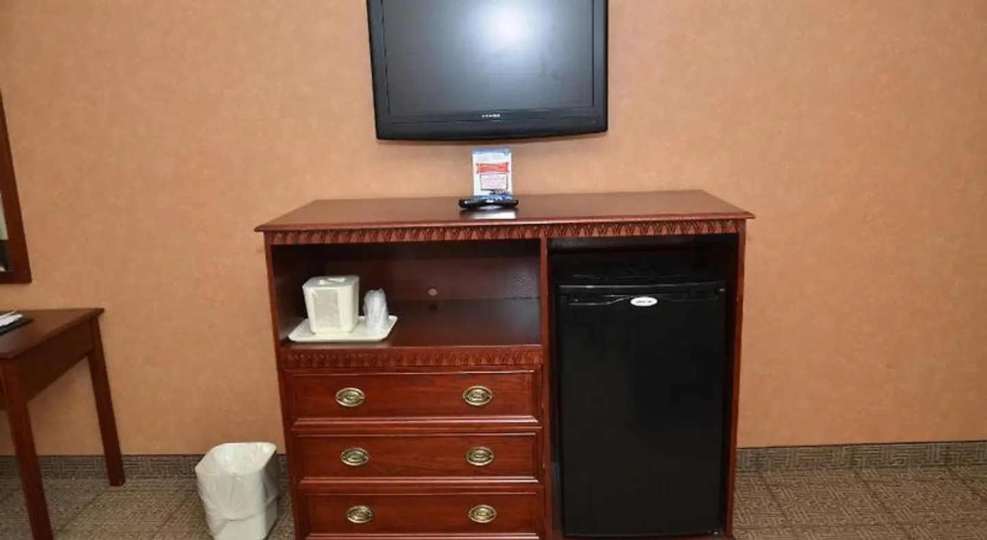 Comfort Inn Near Walden Galleria Mall- Cheektowaga ROOM_EXAMPLE