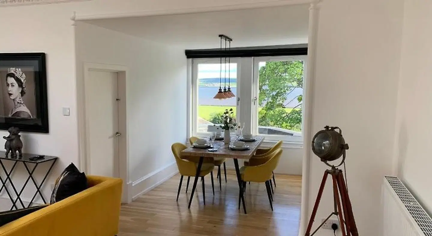 The Clarendon ROOM_EXAMPLE