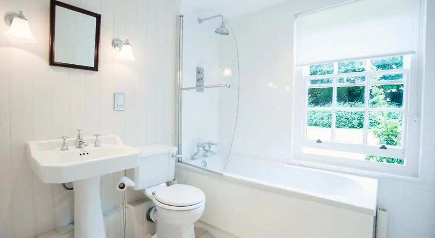 The Findon Manor Badezimmer
