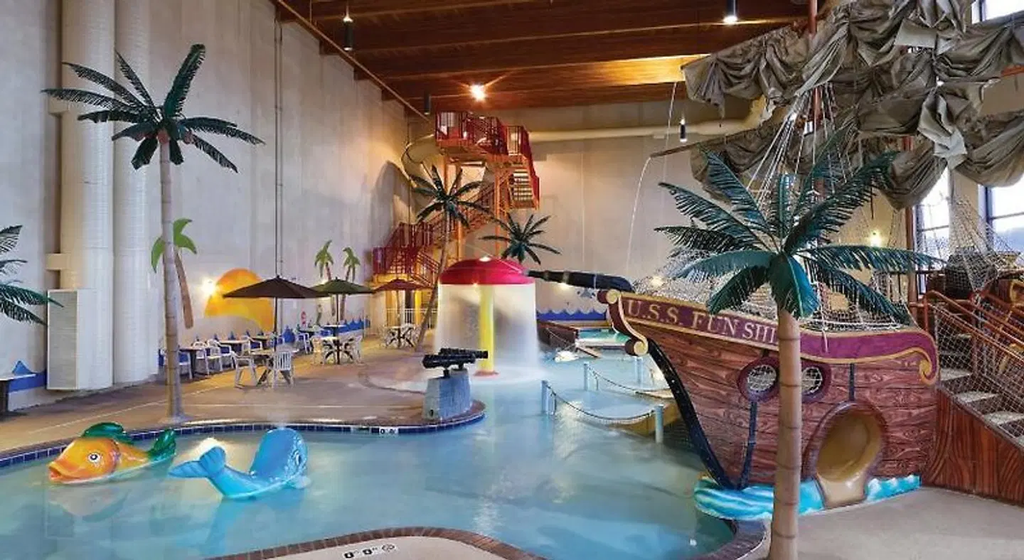 Best Western Ramkota Hotel Hallenbad