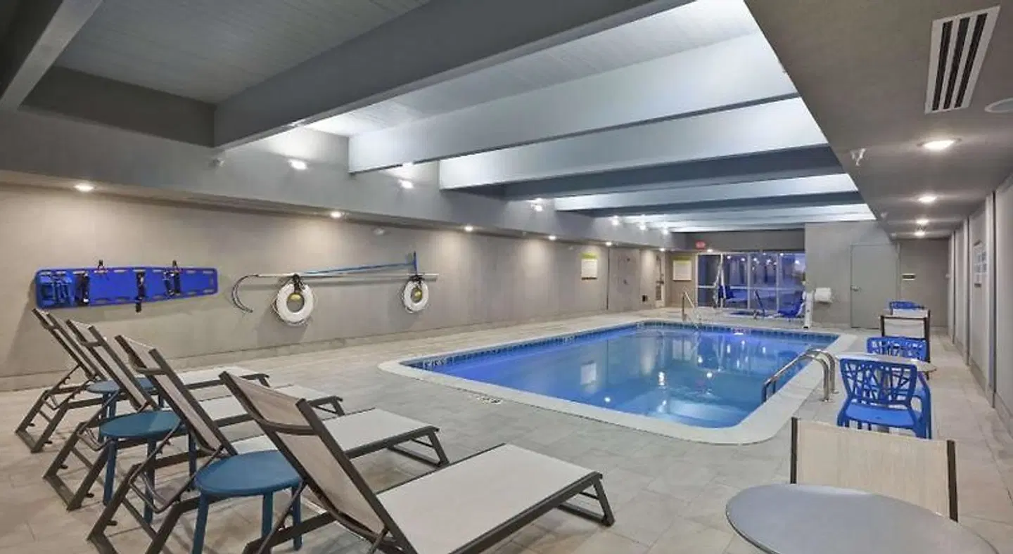 Home2 Suites by Hilton Grand Rapids North Hallenbad