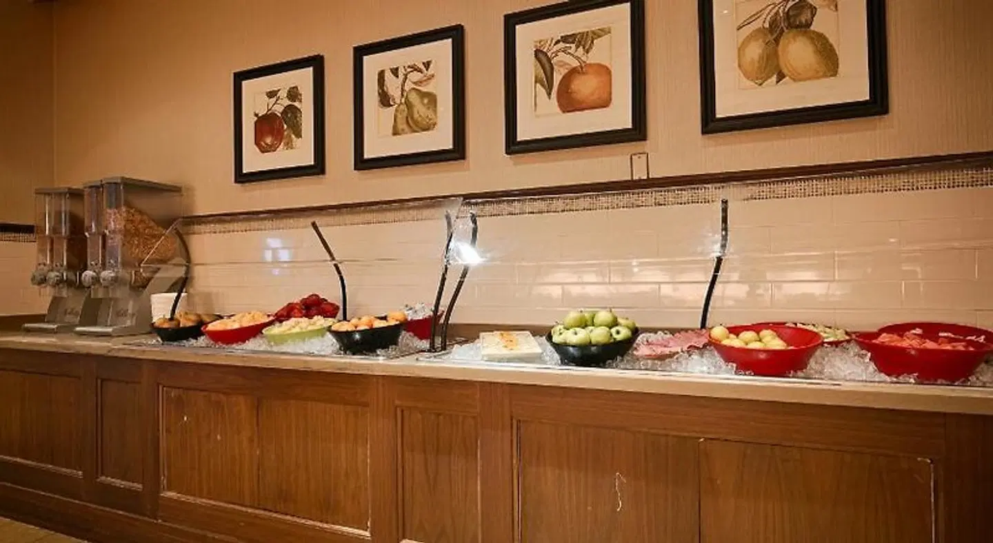 Best Western Parkway Hotel Toronto North Restaurant