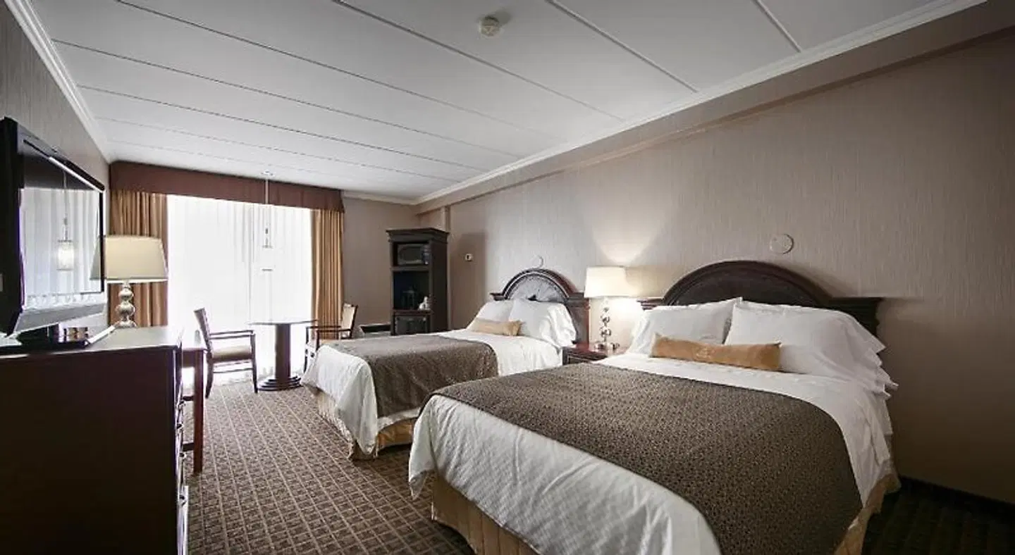 Best Western Parkway Hotel Toronto North ROOM_EXAMPLE