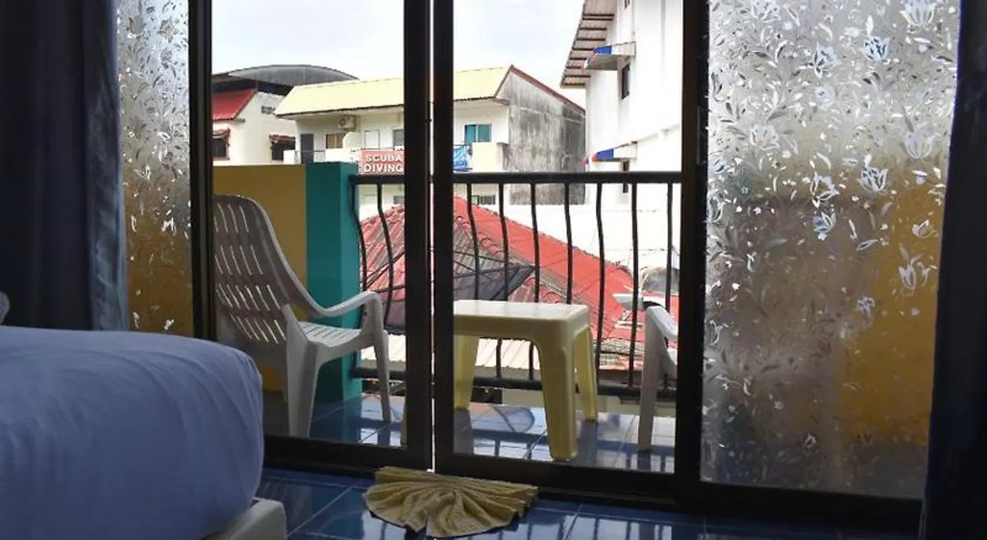 Sala Bua Room Karon Terrasse