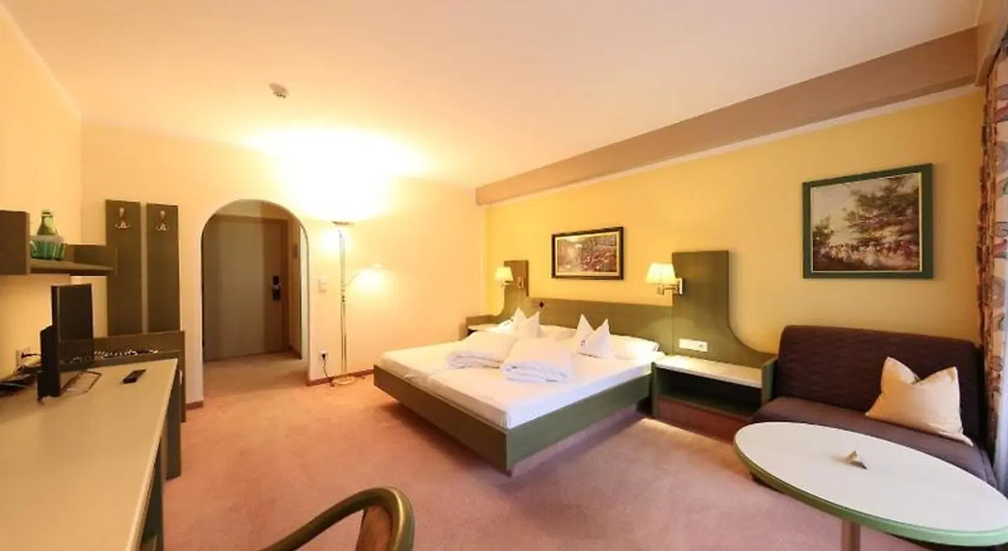 Hotel Lamark ROOM_EXAMPLE