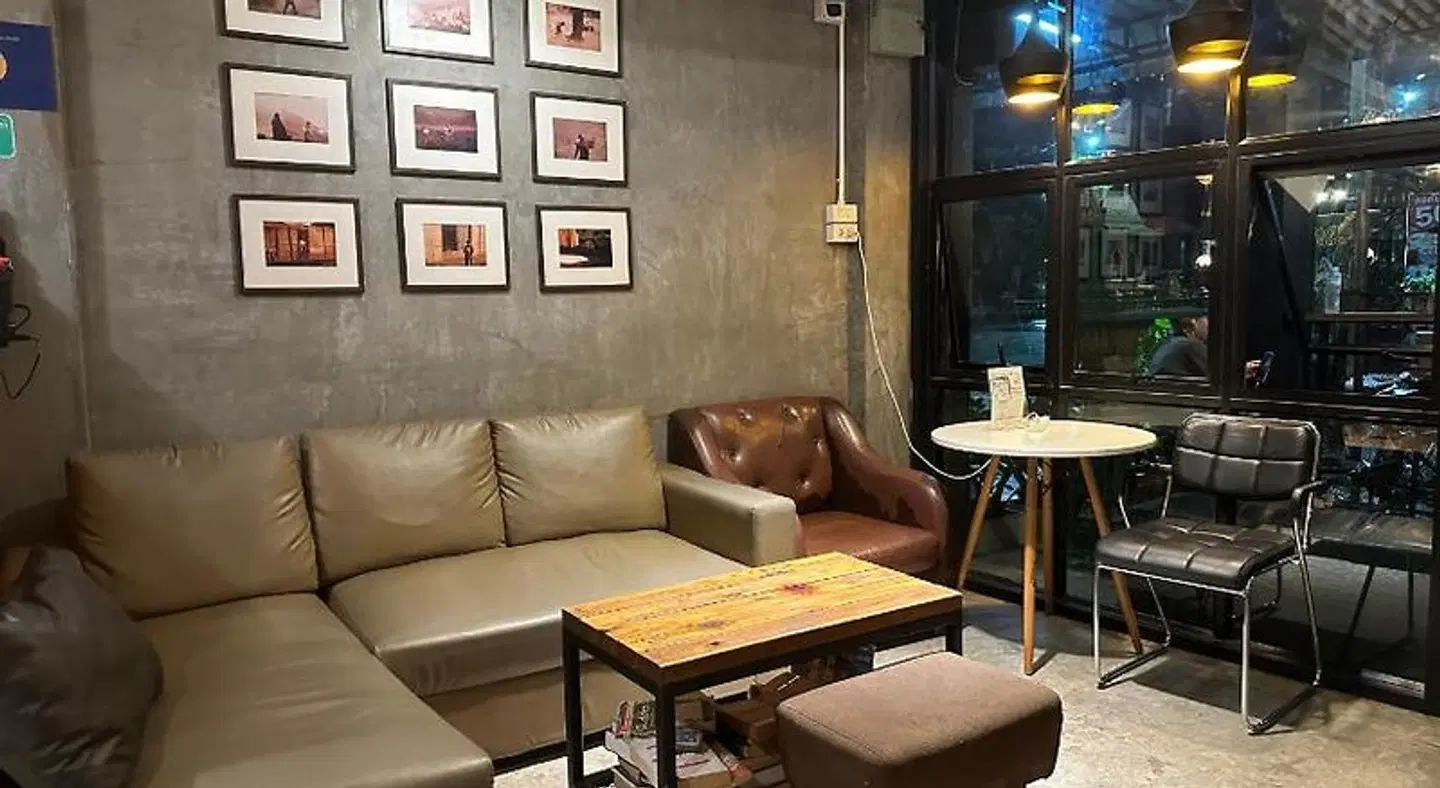 84 Gallery - Hostel LOUNGE_LOBBY