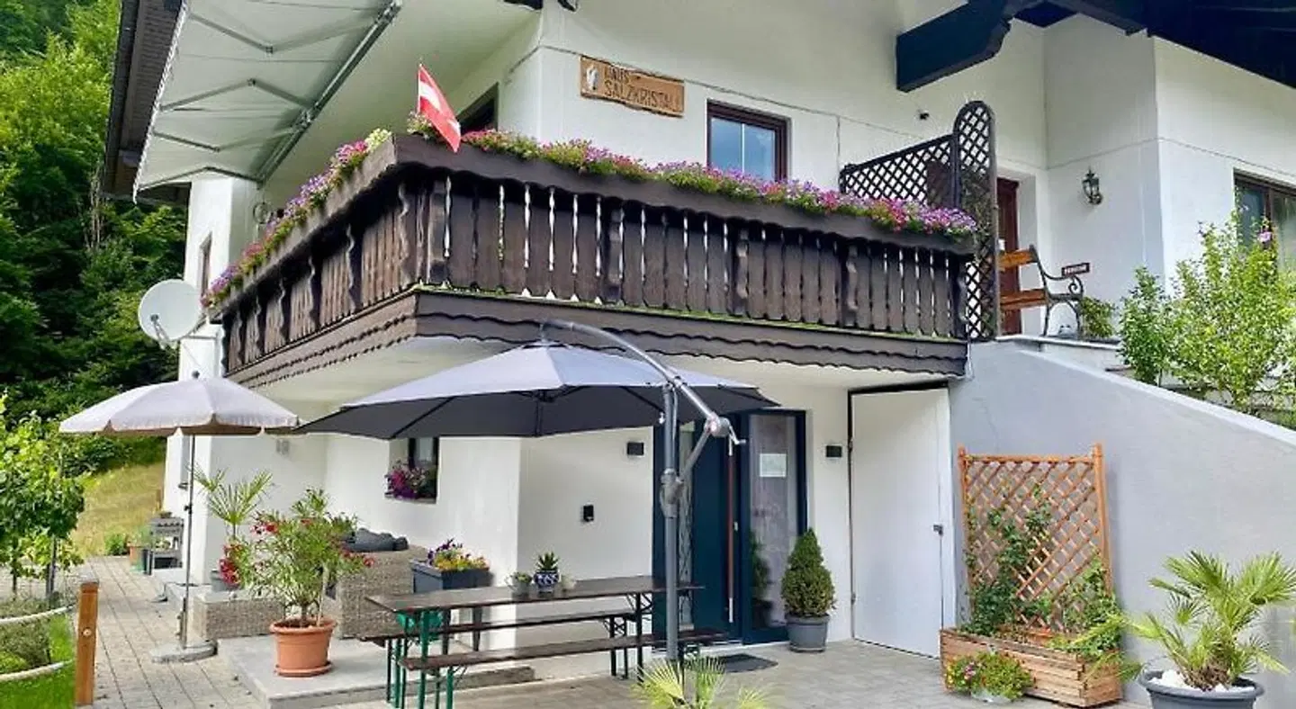 Haus Salzkristall EXTERIOR