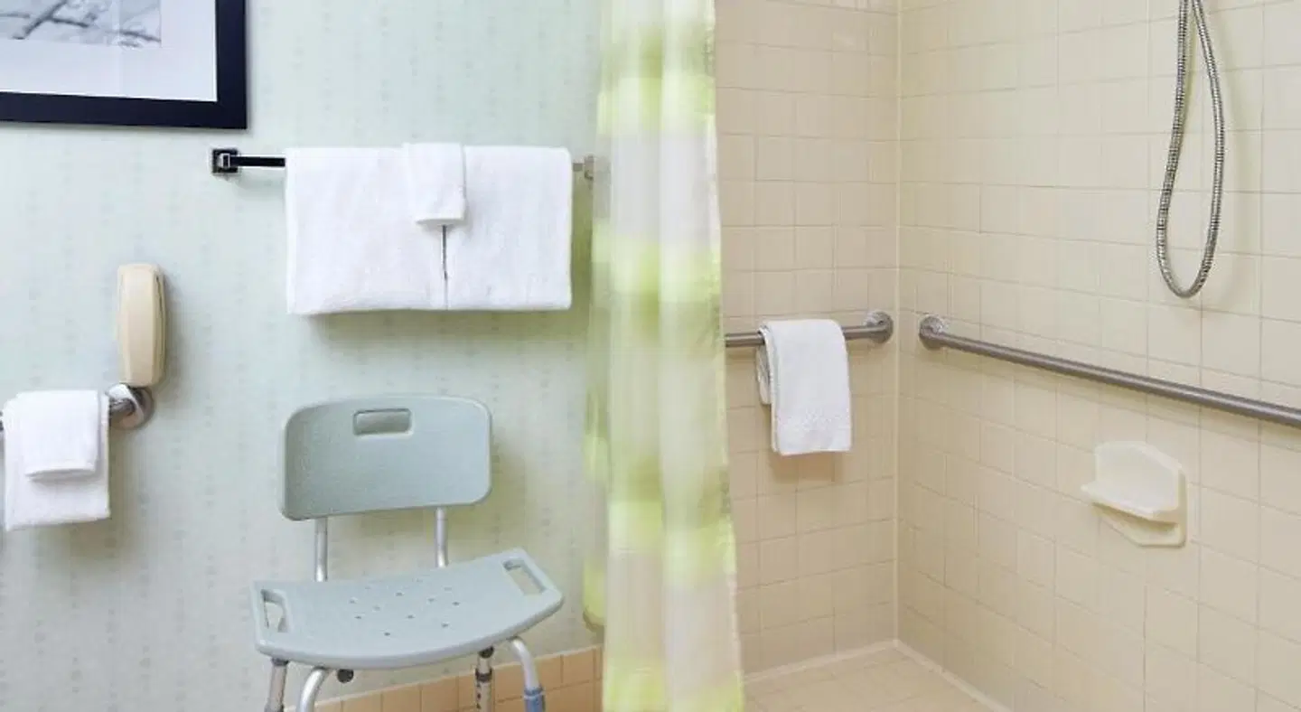 SpringHill Suites Pittsburgh Airport Badezimmer