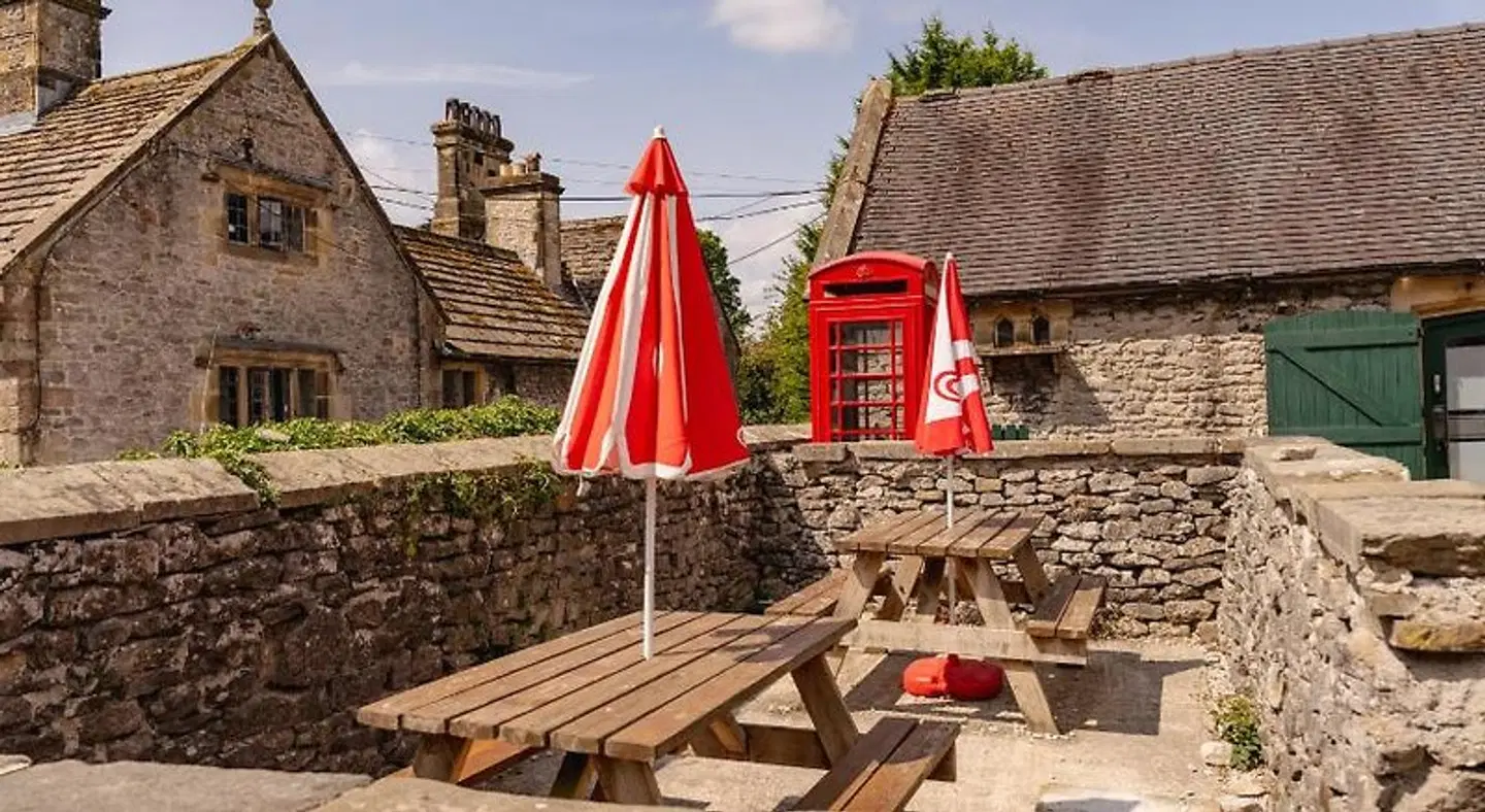 YHA Hartington Hall Strand