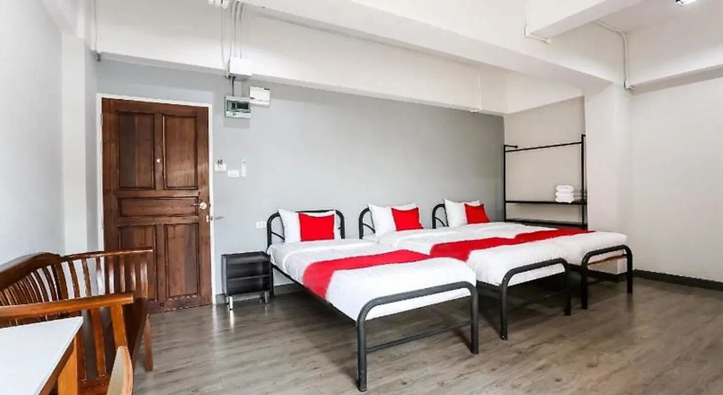 Canary House Rachawong ROOM_EXAMPLE