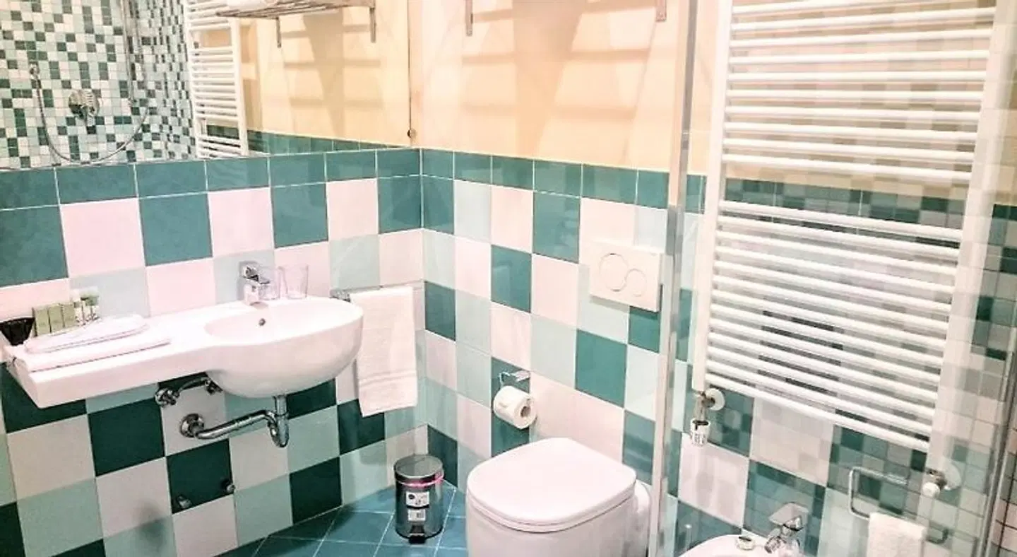 Casa Isolani Piazza Maggiore Badezimmer