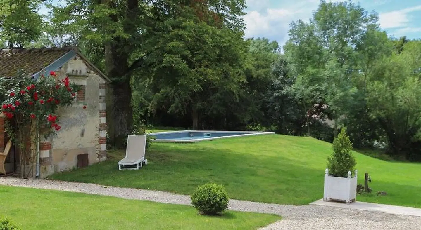 Manoir De La Croix Saint Louis Garten