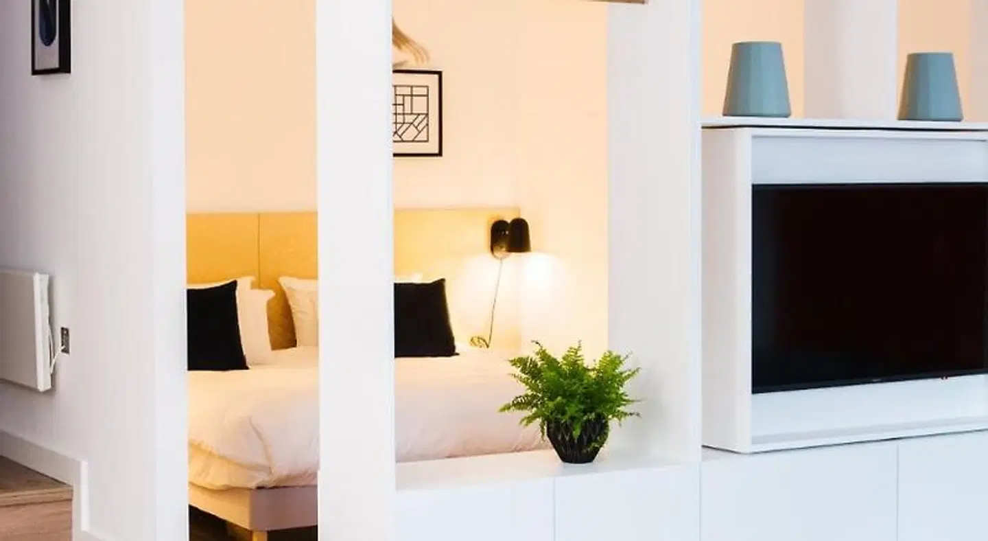 Hiding Space - Westgate Apartments ROOM_EXAMPLE