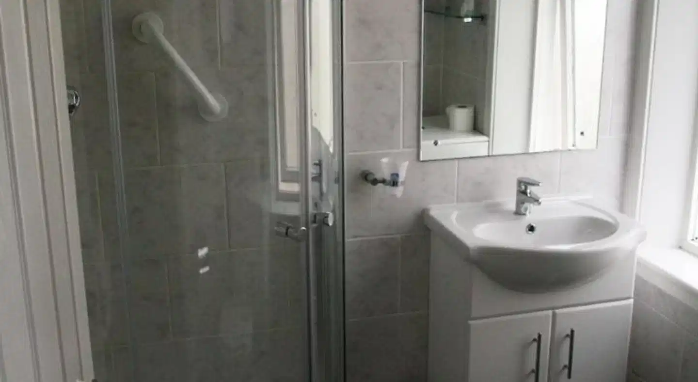 The Imperial Hotel Badezimmer