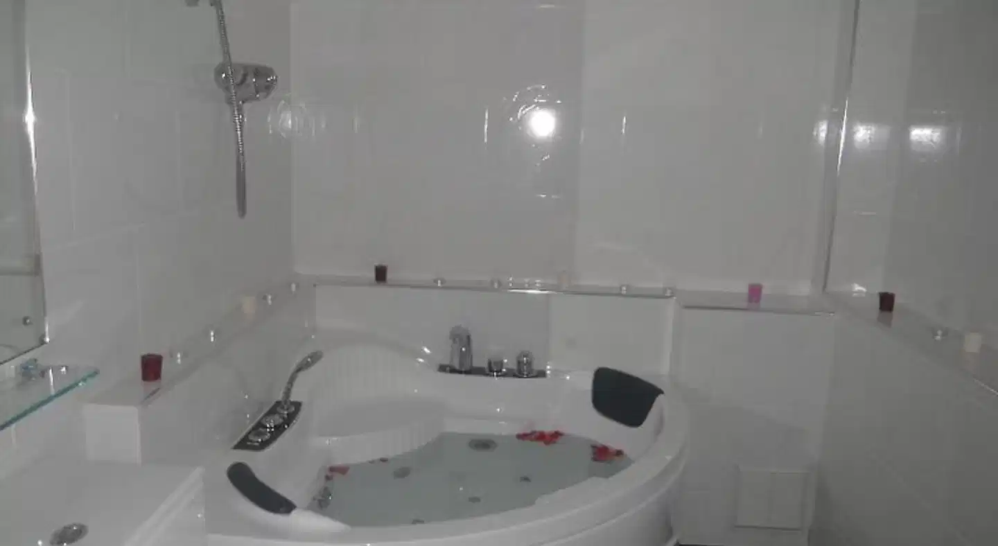 The Imperial Hotel Badezimmer