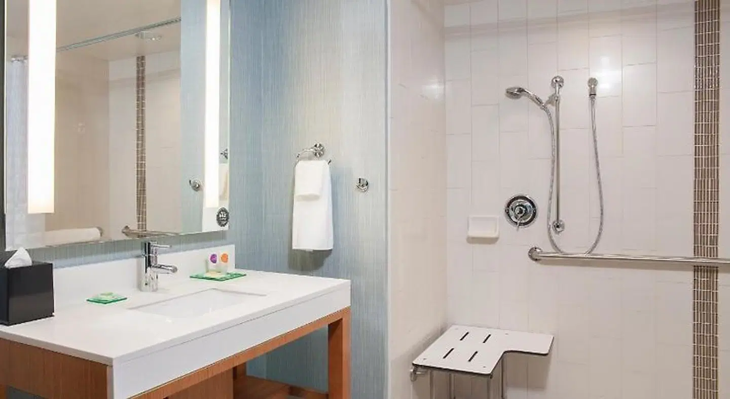 Hyatt Place Champain/Urbana Badezimmer