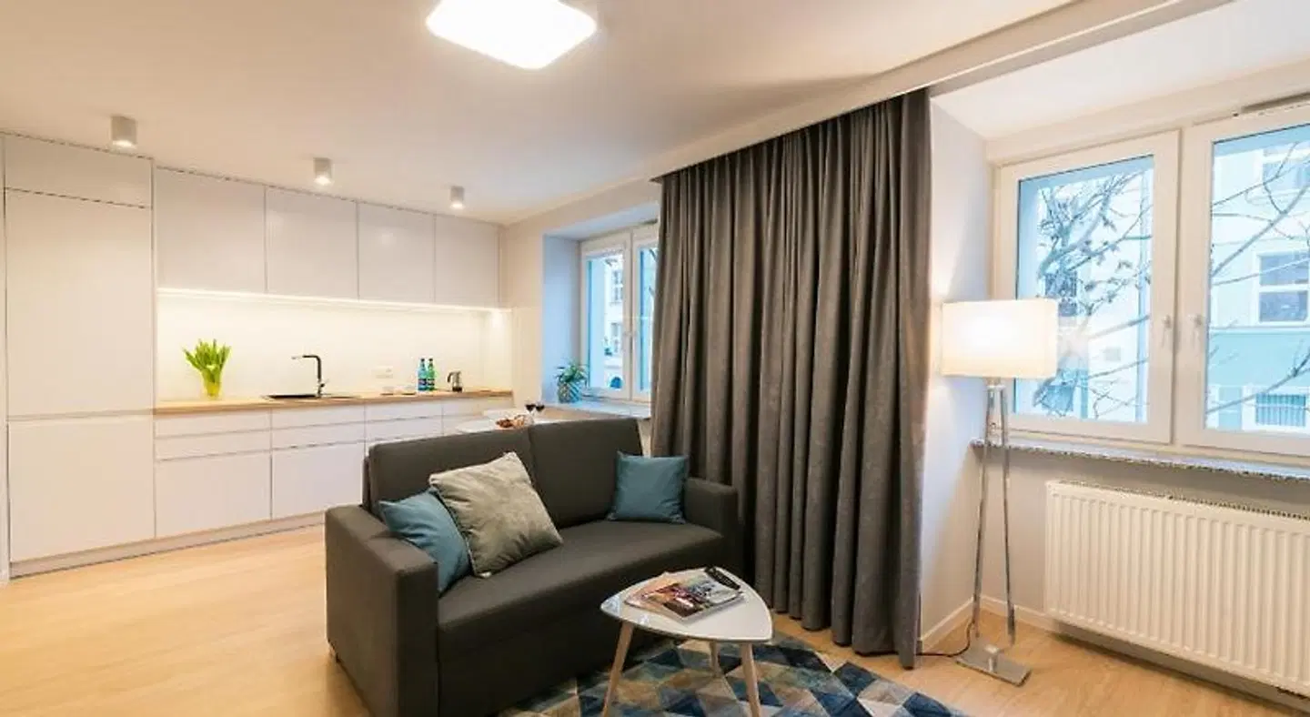 Q17 Apartments HEALTH_BEAUTY