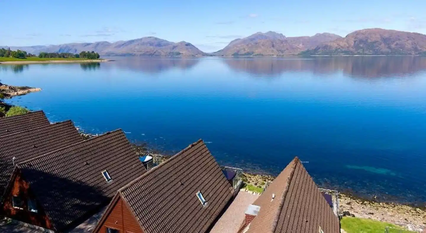 Loch Linnhe Waterfront Lodges Terrasse