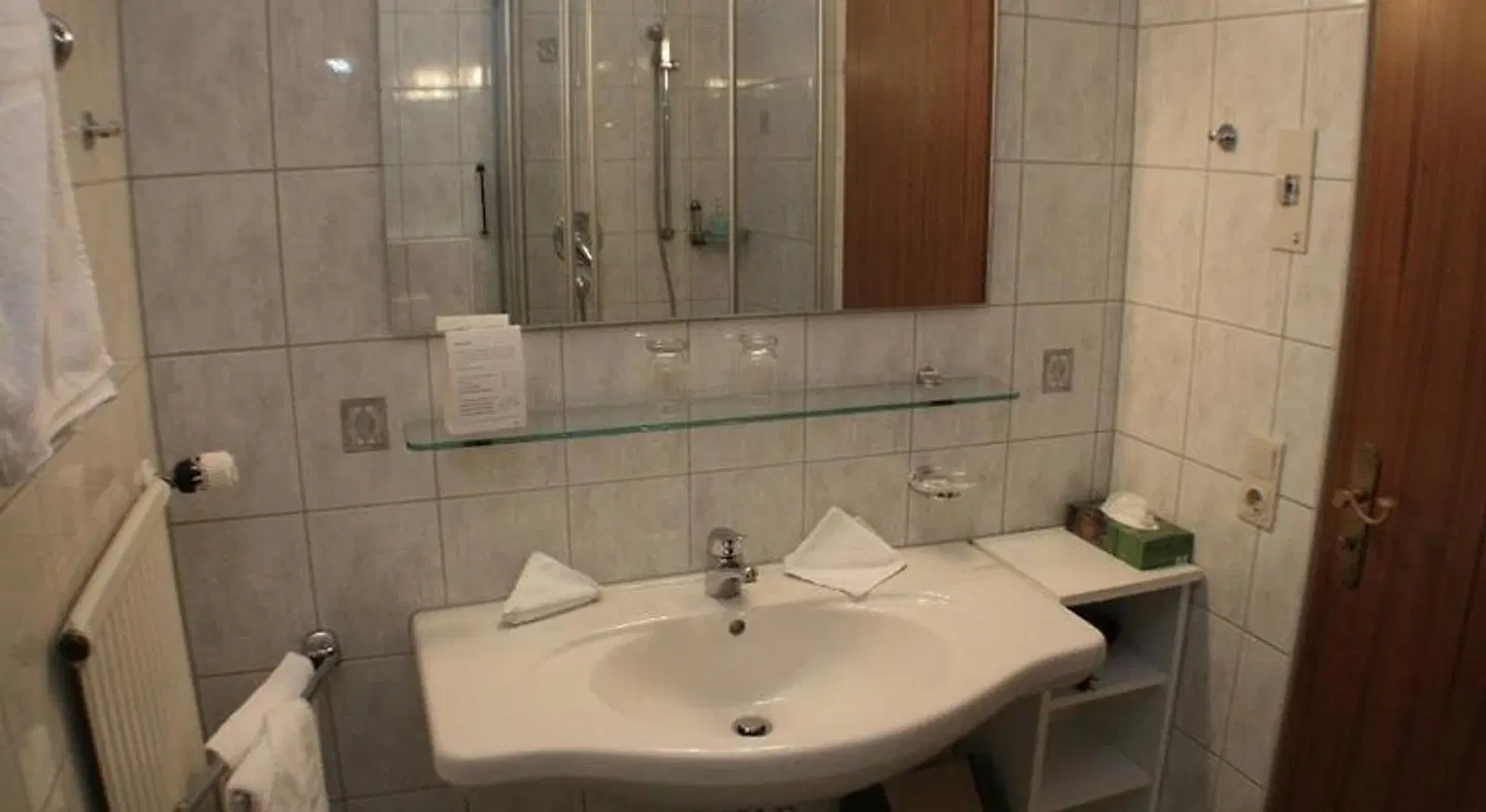 Gästehaus Heimgarten Badezimmer