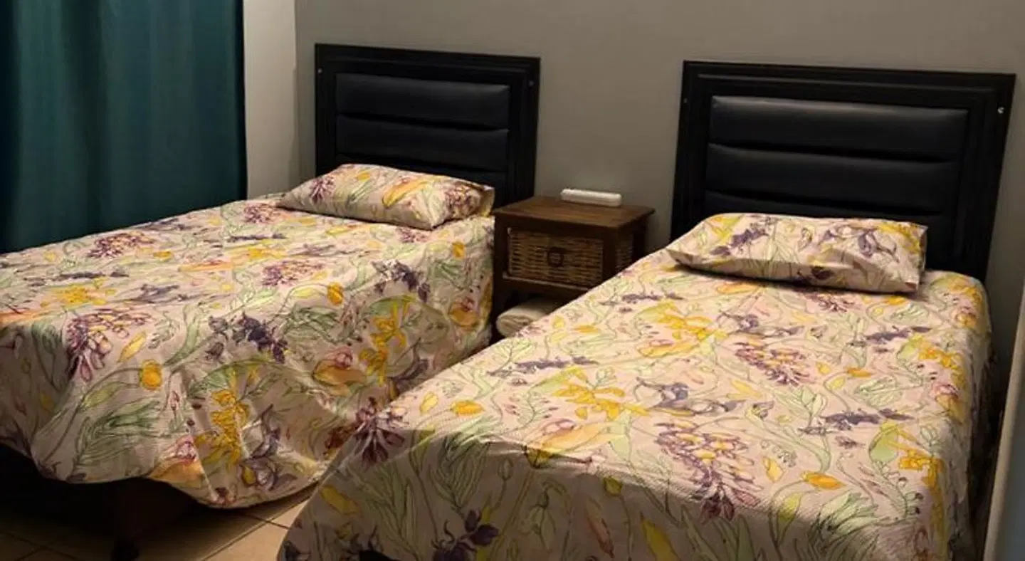 Palm Valley Inn ROOM_EXAMPLE