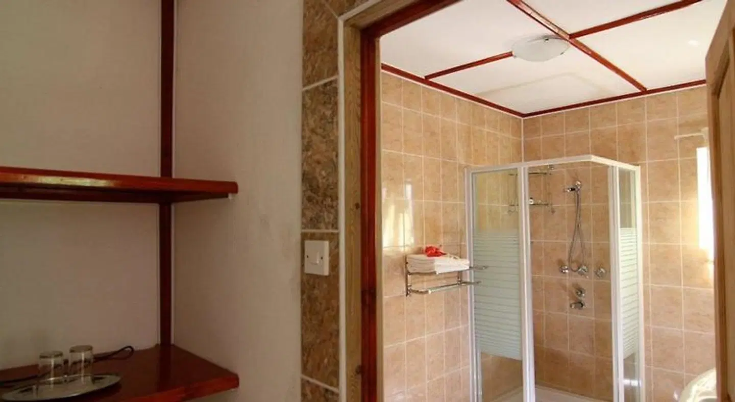 Rising Sun Guesthouse Badezimmer