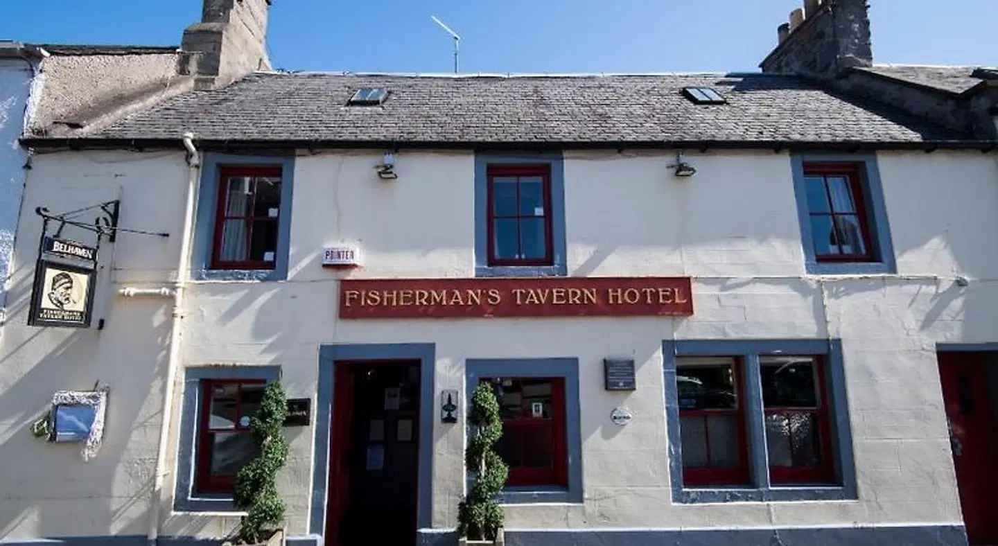 Fisherman's Tavern Hotel - Inn EXTERIOR