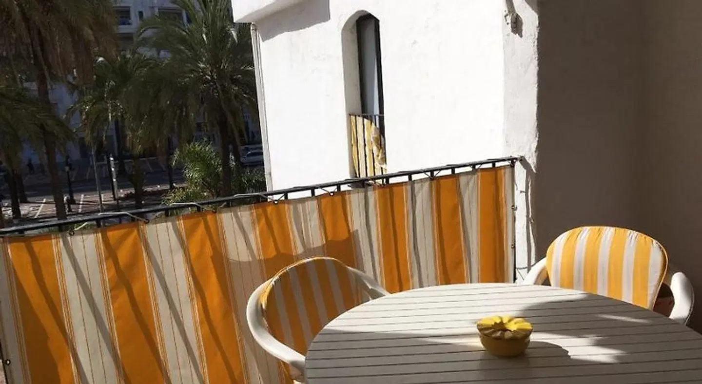 Jardines Del Puerto Aparthotel Terrasse