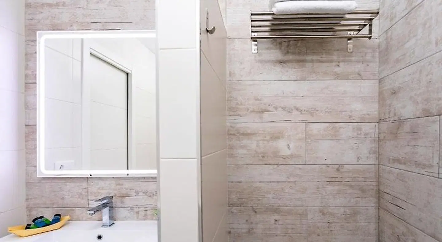 OH Urban Suites HEALTH_BEAUTY