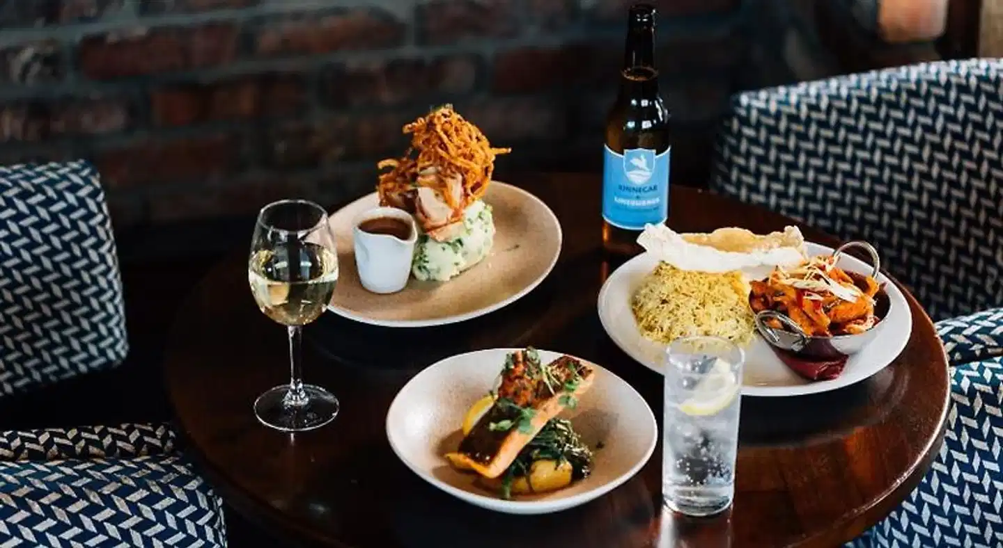 Dillons Hotel Restaurant