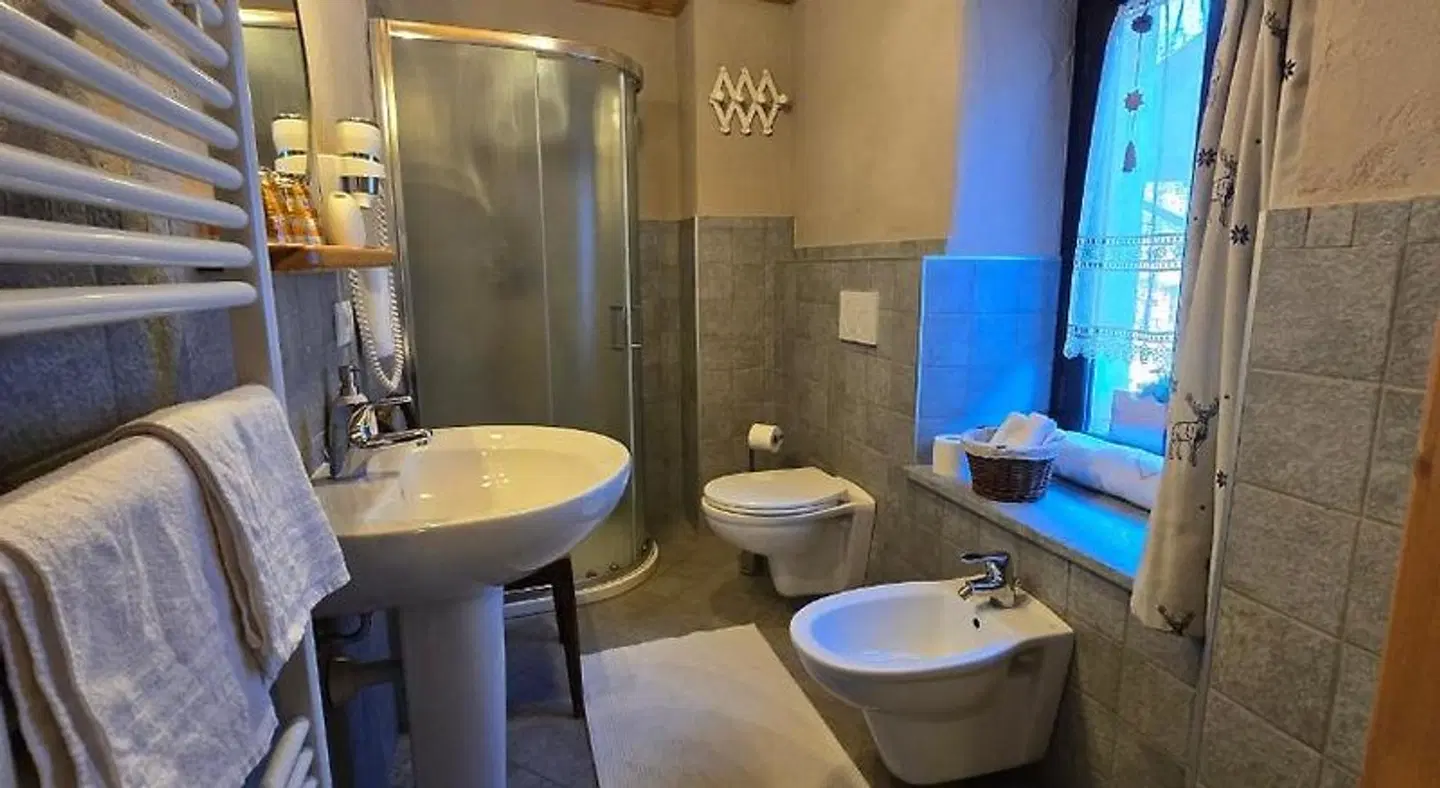 Maison Du-Noyer Badezimmer