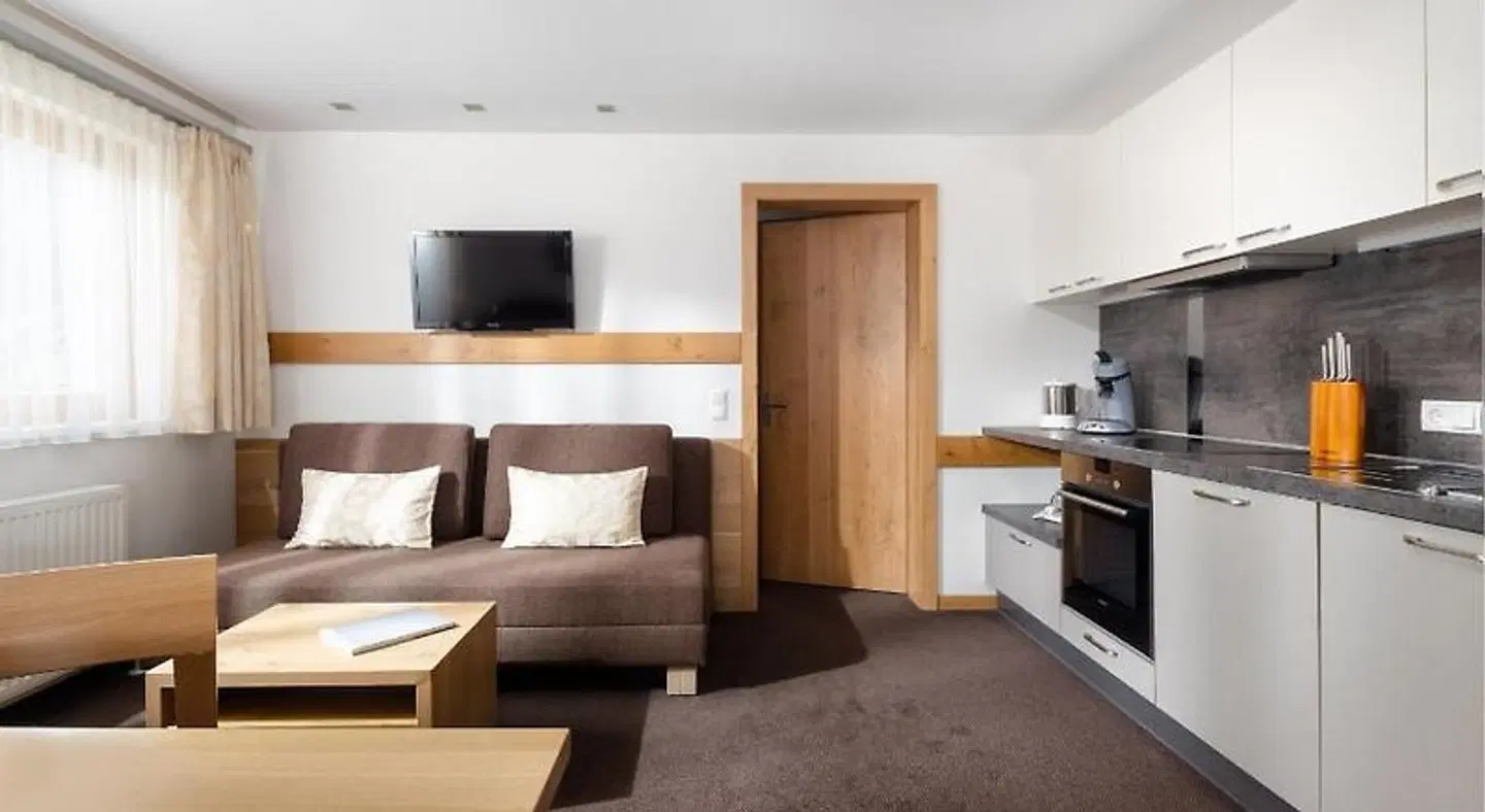 Aparthotel Tschanun Garni ROOM_EXAMPLE